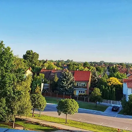 Udvarház Apartman Apartman *