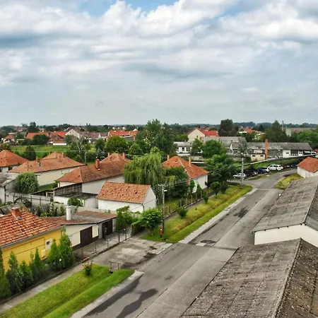 Apartman Udvarház Apartman Mórahalom