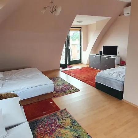Apartman Udvarház Apartman Mórahalom