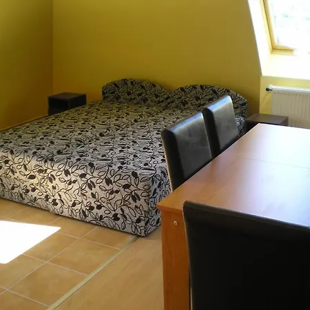 Udvarház Apartman