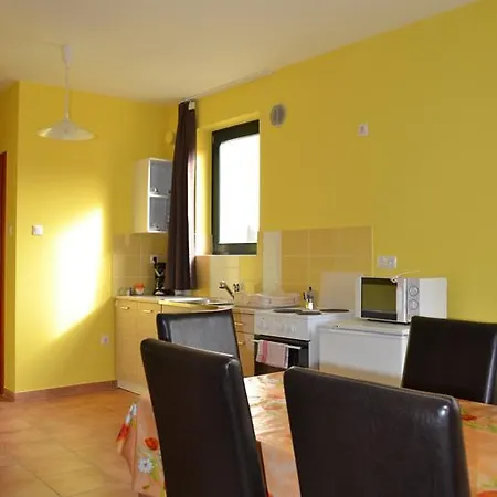 Apartman Udvarház Apartman