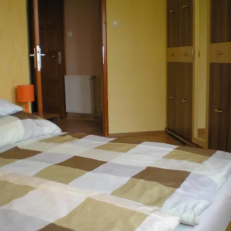 Apartman Udvarház Apartman
