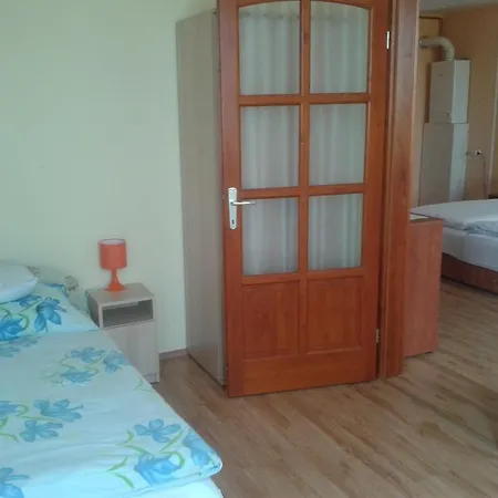 Apartman Udvarház Apartman